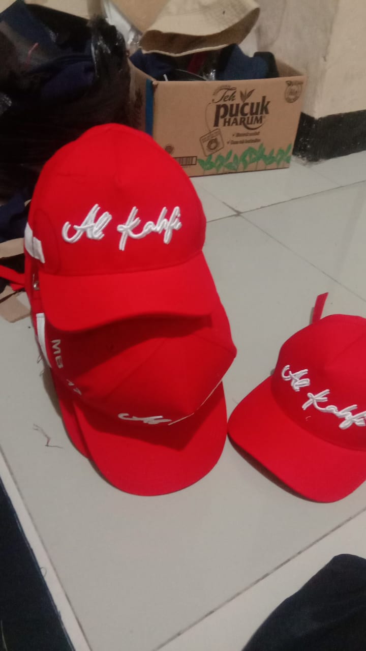 Produksi Topi